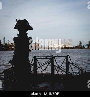 London (UK), September 2017. Statue von Horatio Nelson auf der Thames Path in Greenwich. Quadratischen Format. Stockfoto