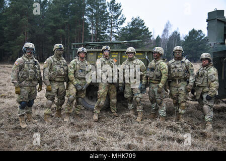 Us-Soldaten zu Alpha Truppe, Regimental Ingenieur Squadron, 2nd Cavalry Regiment zugeordnet posieren für ein Stockfoto