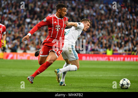 Madrid, Spanien. 01 Mai, 2018. Corentin TOLISSO (FC Bayern München), Aktion, Duelle gegen Toni Kroos (Real Madrid). Fußball Champions League, Halbfinale, Real Madrid - FC Bayern München 2-2. Am 01.05.2018, ESTADIOSANTIAGOBERNAB E U. | Verwendung der weltweiten Kredit: dpa/Alamy leben Nachrichten Stockfoto