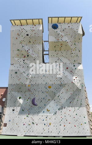 Tokio, Japan. 29 Apr, 2018. Allgemeine Ansicht, Geschwindigkeit Sterne 2018 Speed Climbing Cup bei MORI PARK Outdoor Dorf in Tokio, Japan, 29. April 2018. Credit: Hitoshi Mochizuki/LBA/Alamy leben Nachrichten Stockfoto