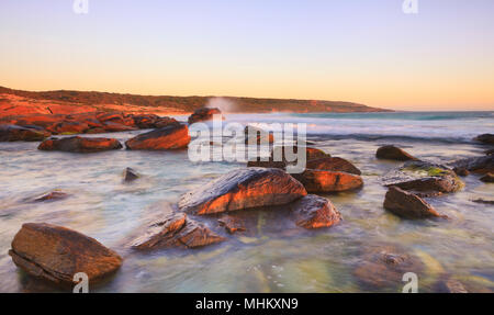 Sonnenuntergang am Redgate Beach, leeuwin-naturaliste Nationalpark in der Nähe von Margaret River. Western Australia Stockfoto