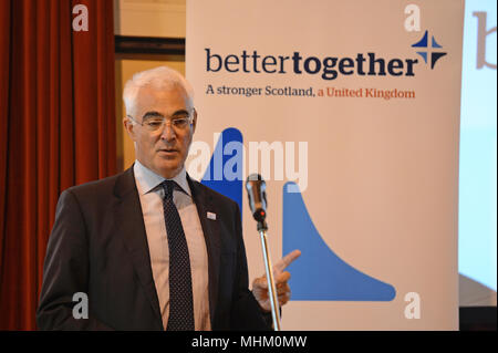 Alistair Darling auf Roadshow in Shetland während seiner Tour durch das VEREINIGTE KÖNIGREICH während die "Better Together"-Werbekampagne Stockfoto