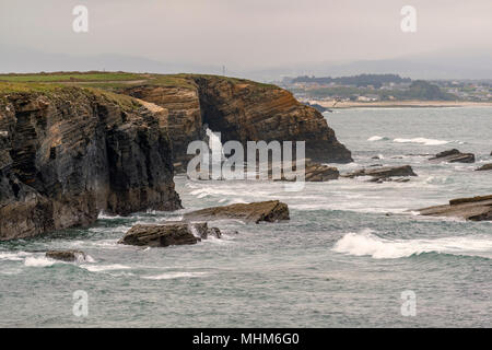 Las Cathedrales Strand in A Coruña, Lugo, Region Galizien, Spanien, Europa Stockfoto