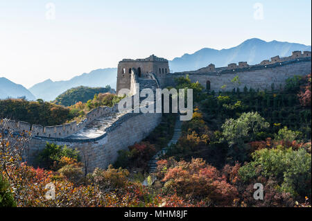 Große Mauer im Herbst Stockfoto