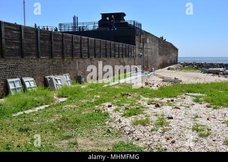 Die Ansicht von Charleston seaway aus Amerikanischer Bürgerkrieg Festung. Stockfoto