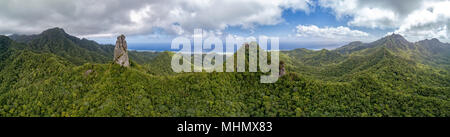 Rarotonga Polynesien Cook Insel Berge Fingerhut tropisches Paradies Panorama Landschaft Stockfoto