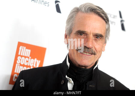 Jeremy Irons die Teilnahme an der 45. Chaplin Award Gala in der Alice Tully Hall am 30. April 2018 in New York City. Stockfoto