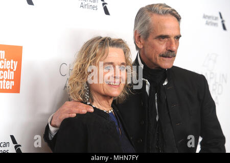 Sinead Cusack und Jeremy Irons die Teilnahme an der 45. Chaplin Award Gala in der Alice Tully Hall am 30. April 2018 in New York City. Stockfoto