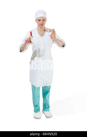 Schöne junge Frau Doktor der medizinischen Robe halten Sie die Spritze in der Hand. Stockfoto