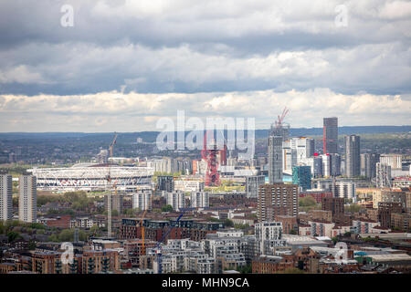 Blick Richtung Stratford von Canary Wharf. Stockfoto