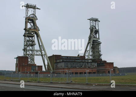 Das verlassene Clipstone Colliery Coal Mine in Nottinghamshire, England. Foto am 30. März 2018 berücksichtigt. Stockfoto