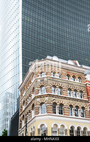 Gebäude abstrakt. Eastcheap Street, London, England. Stockfoto