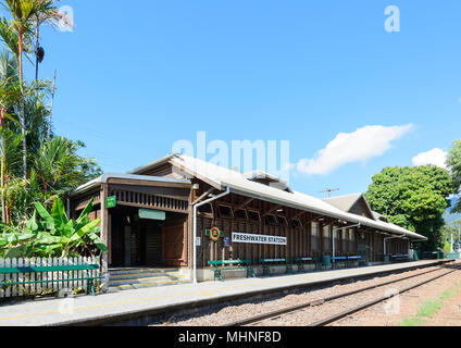 Süßwasser-Bahnhof ist der Ausgangspunkt für die beliebten Kuranda Scenic Railway fahren, Far North Queensland, FNQ, QLD, Australien Stockfoto