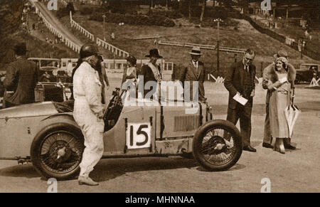 Der Herzog und die Herzogin von York im Brooklands - Junior Car Club Stockfoto