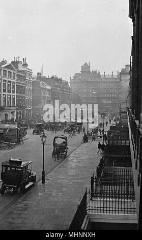 Portland Place und Langham Hotel, London W1 Stockfoto