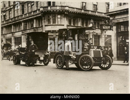 Taxi im Strand, London 1905 Stockfoto