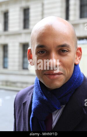 Chuka Umunna Labour Party MP für Streatham Wahlkreis mit seine mündliche Zustimmung in Whitehall Court, Westminster, London, Großbritannien. Am 26. März 2018 fotografiert. Die britischen Politiker. Die britische Politik. MPS. Die unabhängige Gruppe. Sprecher für unabhängige Gruppe. Sprecher. Ändern UK. Russell Moore/Alamy. Stockfoto