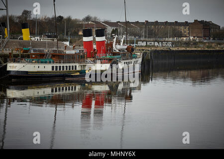 Glasgow in Schottland, PS Waverley ist das letzte seegehende Fahrgastkapazität führen Raddampfer der Welt. Im Jahr 1946 baute auf dem Bild Clyde Stockfoto