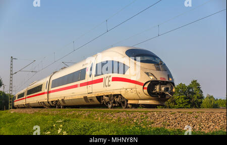 OFFENBURG, Deutschland - Juli 10: Intercity Express Zug von Deutsch Stockfoto