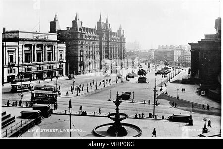 Lime Street, Liverpool, mit dem Empire Theatre auf der linken Seite. Datum: ca. 1920 s Stockfoto