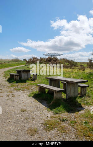 Picknickplatz auf rossendale's Panoptikum, "Halo", ein 18 m Durchmesser Gitterstruktur. Stockfoto