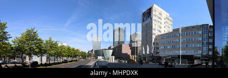 Dortmund, Ruhrgebiet, Nordrhein-Westfalen, Deutschland - 16 April 2018: Panorama der dormund Stadtzentrum Stockfoto