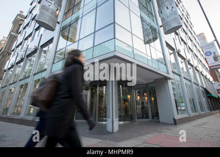 Die Büros, in denen Cambridge Analytica (CA) im Zentrum von London basieren, sind die Unternehmen in der Mitte der Facebook daten-teilen Skandal, ist unten zu schließen, kündigte das Unternehmen hat. Stockfoto