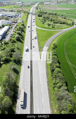 Grimma, Deutschland. 26 Apr, 2018. 26.04.2018 Sachsen, Grimma: Blick auf die A14. Kredite: Jan Woitas/dpa-Zentralbild/ZB | Verwendung weltweit/dpa/Alamy leben Nachrichten Stockfoto