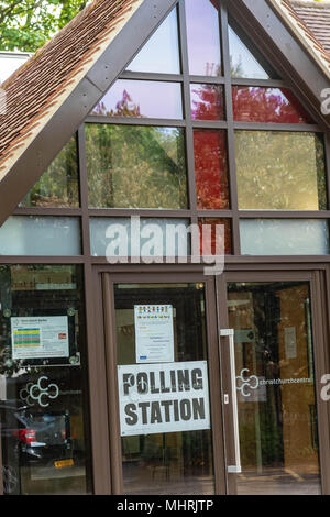 Brentwood, Essex 3. Mai 2018, dem Wahllokal bei Christ Church Warley, Brentwood, Essex für die englische Kommunalwahlen Credit Ian Davidson/Alamy leben Nachrichten Stockfoto