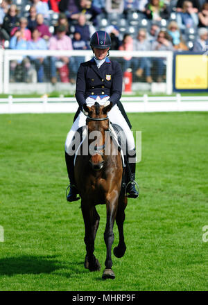 Gloucestershire, Vereinigtes Königreich. 3. Mai 2018. Lauren Kieffer Dressur reiten Veronica während der Phase der 2018 Mitsubishi Motors Badminton Horse Trials, Badminton, Vereinigtes Königreich. Jonathan Clarke/Alamy leben Nachrichten Stockfoto