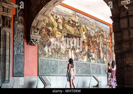 Mexiko-Stadt, Hispanic, Centro Historico, historisches Zentrum, nationaler Präsidentenpalast, Palacio Nacional, Wandgemälde, Diego Rivera, Marktplatz Tlatelolco, w Stockfoto