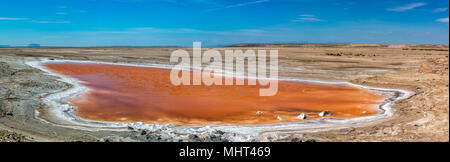 Red Kochsalzlösung Bakterien Wasser see panorama Landschaft Stockfoto