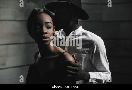 Porträt einer wunderschönen afrikanischen amerikanischen Paar. Stockfoto