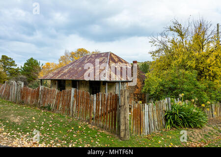 Hill End, New South Wales, Australien. Die alten Bergmann cottage in der historischen Goldgräberstadt von Hill End im zentralen Westen von New South Wales. Stockfoto