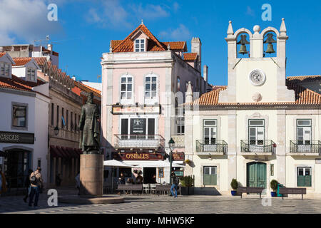 CASCAIS, Portugal - Januar 19, 2018: Seaside Stadtbild von Cascais city im Sommer Tag. Gemeinde Cascais, Portugal. Stockfoto