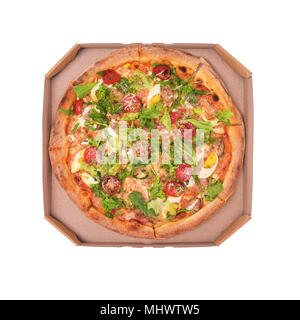 Pizza in der Box isoliert. Stockfoto