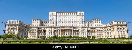 Gebäude der rumänischen Parlament in Bukarest ist das zweitgrößte Gebäude der Welt Stockfoto