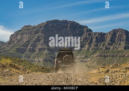 Offroad fahren in Mexico Baja California Landschaft schöne Farben panorama Wüste Straße Stockfoto
