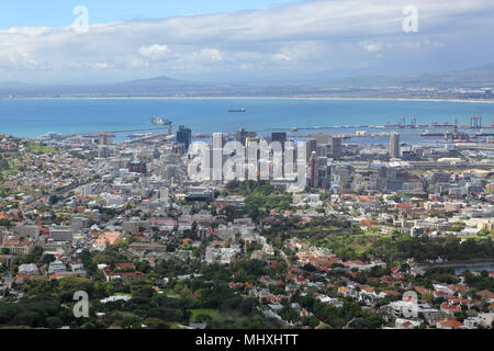 Kapstadt vom Tafelberg aus gesehen Stockfoto