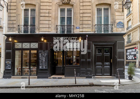 Benedikt ein Französisches Restaurant in der Rue Sainte-Croix de la Bretonnerie in Le Marais Viertel von Paris. Stockfoto