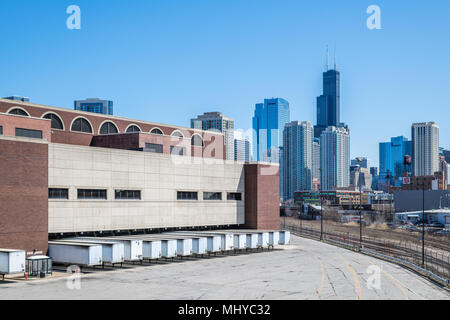 Website der Chicago Tribune Freedom Center, schiefergedeckt für Abbruch und Sanierung Stockfoto