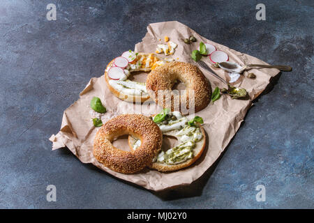 Bagels mit Frischkäse Stockfoto