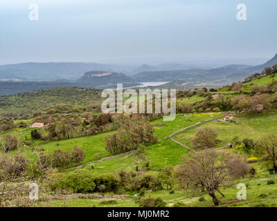 Blick auf den See Lago del Temo nahe Dorf Monteleone Roca Doria auf Sardinien Insel Stockfoto