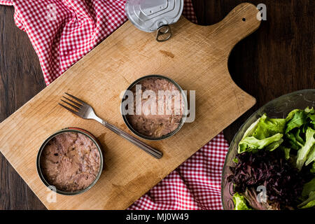 Ein Thunfisch ist ein salzwasserfisch, gehört zu dem Stamm Thunnini Stockfoto