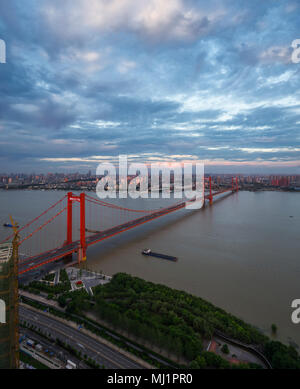 Hubei wuhan Parrot chau Yangtze River Bridge Architektur Stockfoto