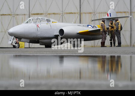 Gloster Meteor T7 WA591 G-BWMF, FMK-Q, am Flughafen Coventry, Stockfoto