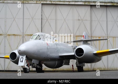 Gloster Meteor T7 WA591 G-BWMF, FMK-Q, am Flughafen Coventry, Stockfoto