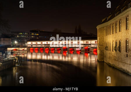 Nacht beleuchtung von Barrage Vauban Vauban (Wehr), Straßburg - Stockfoto