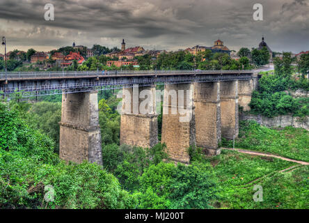 Alte Brücke in Kamjanez-podilskyj, Ukraine. HDR-Bild Stockfoto