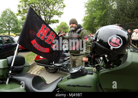 Motorradfahrer der Nacht Wölfe russischen Motorcycle Club für Feiern des Sieges Tag ankam, Frydek-Mistek, Tschechische Republik, am 4. Mai 2018. (CTK Photo/Petr Sznapka) Stockfoto